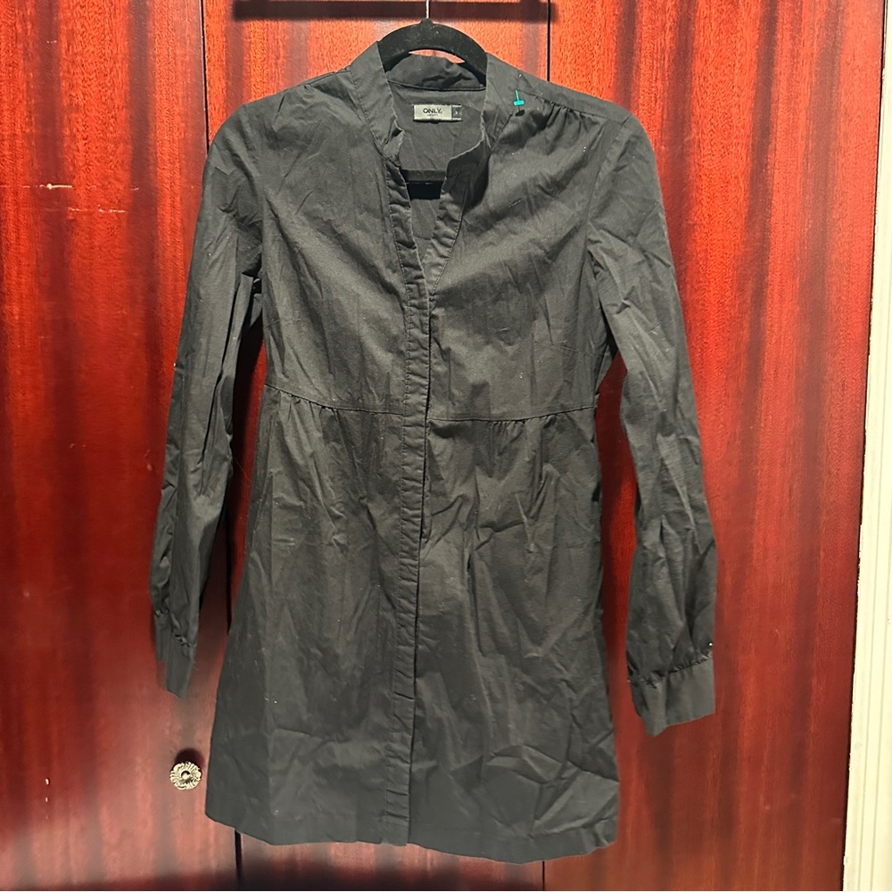 ONLY- BLACK BLOUSE TOP SHIRT